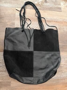 No Brand black leather tote with patchwork design of smooth leather suede panels